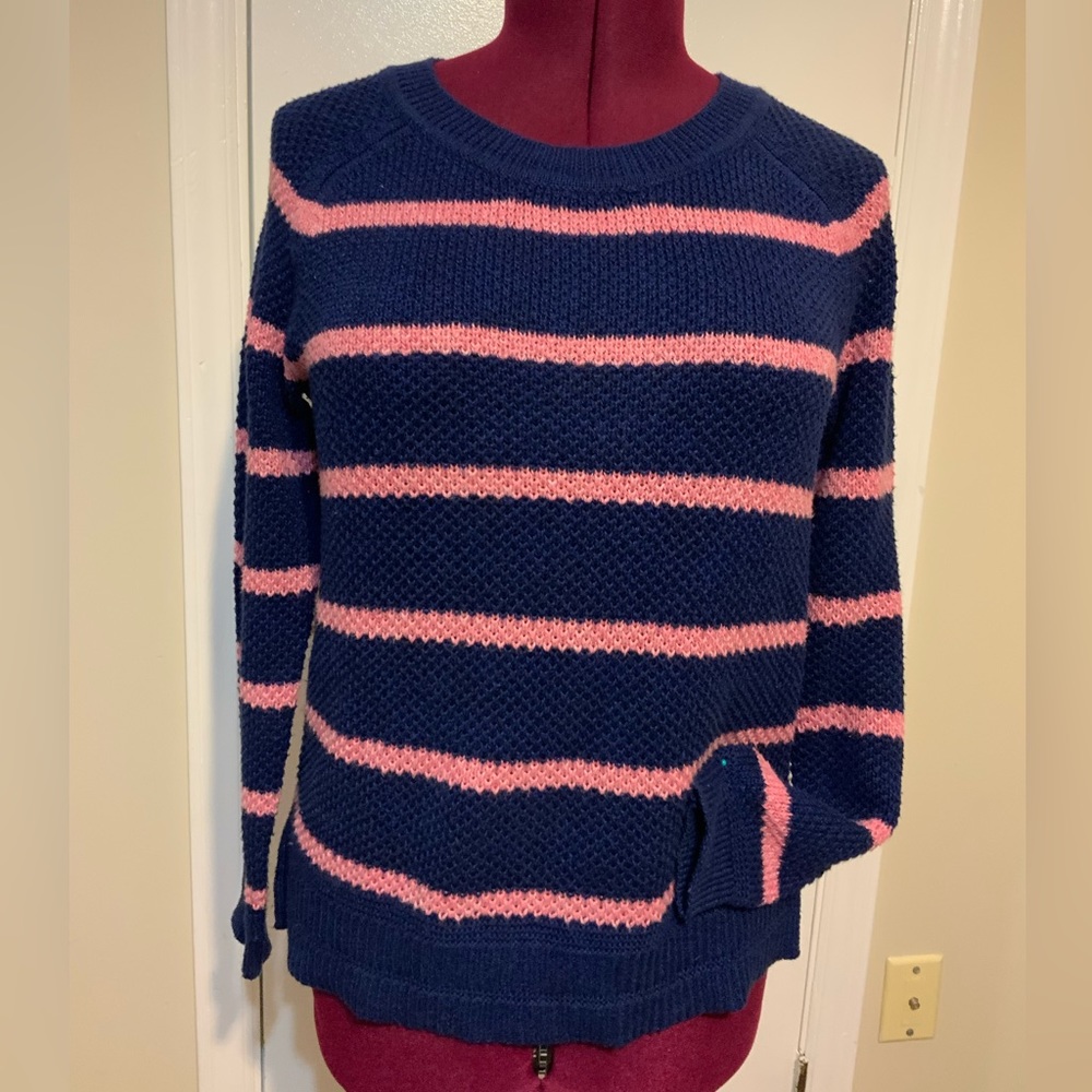 EUC Old Navy Knit Stripe Blue/Pink pullover Sweater